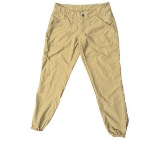 Mountain Hardwear Khaki Nylon Ankle Joggers Size 6 Outdoor Gorpcore Hiking Camp
